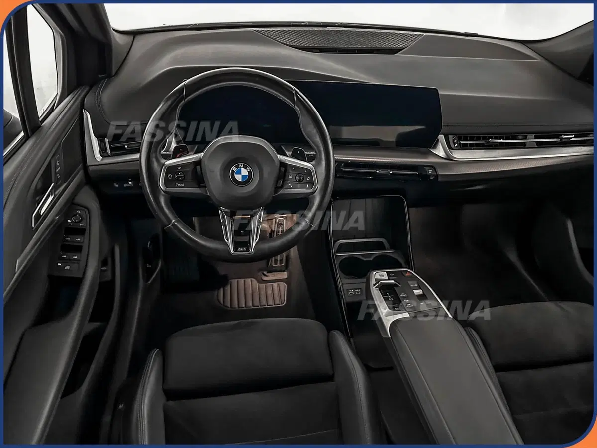BMW Serie 2 Active Tourer usata a Milano (11)