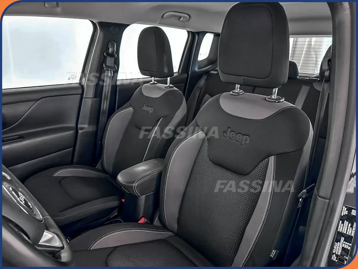 Jeep Renegade usata a Milano (7)