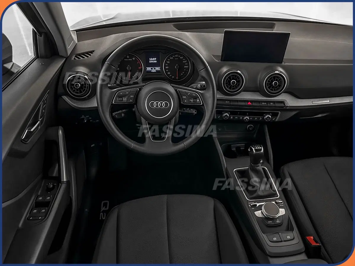 Audi Q2 usata a Milano (11)