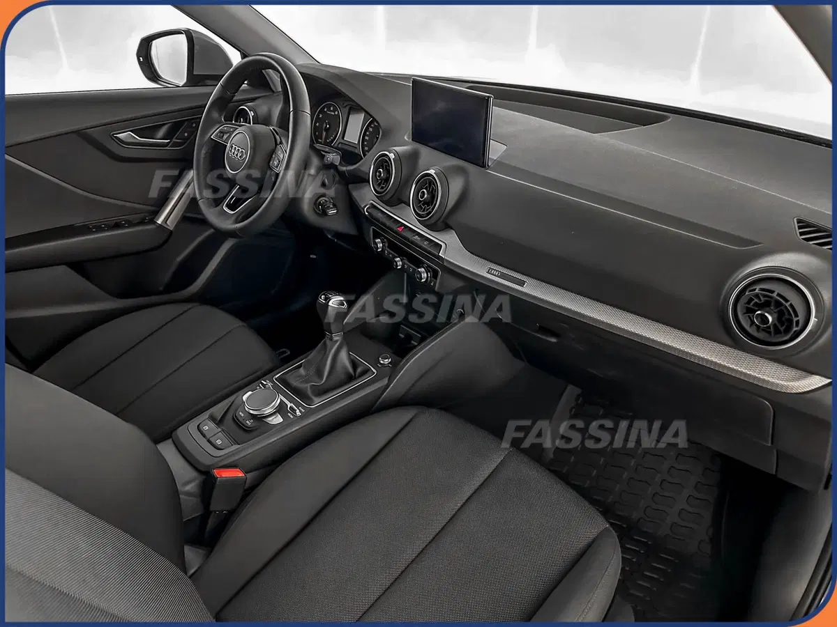Audi Q2 usata a Milano (13)