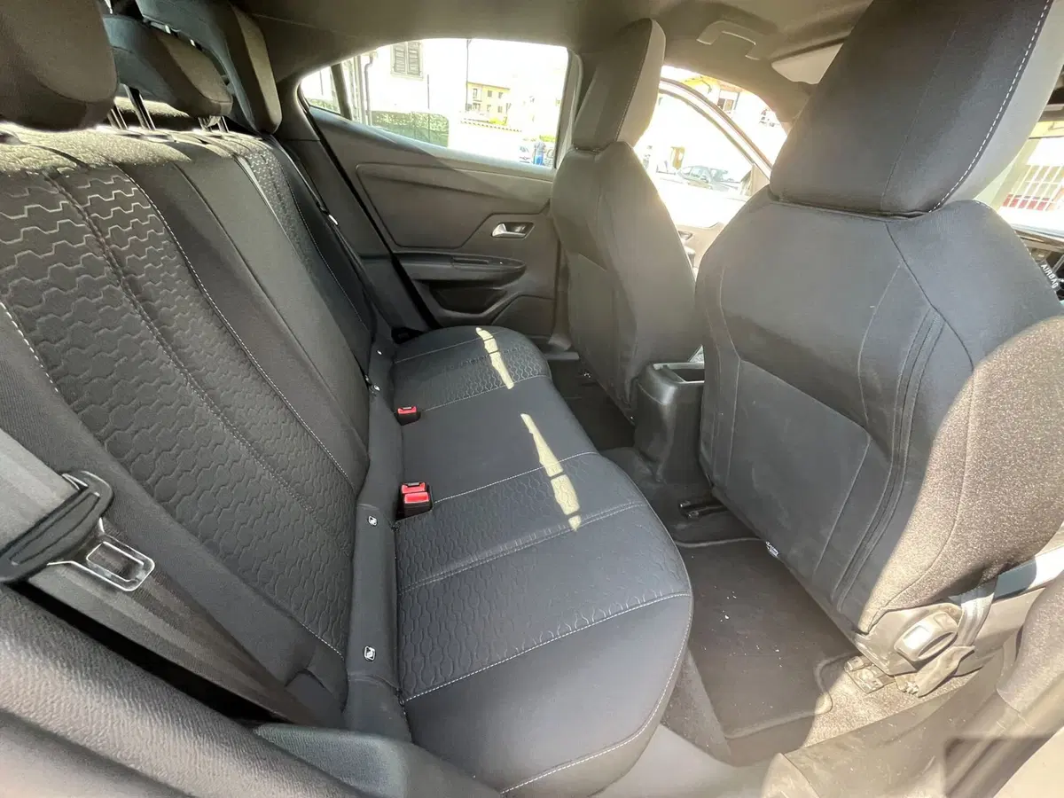 Opel Mokka nuova a Massa-Carrara (12)