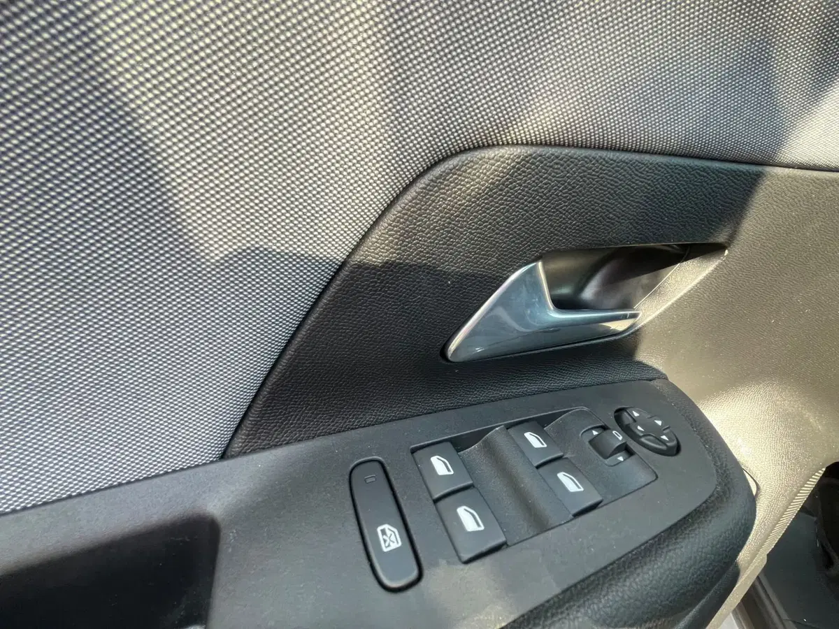 Opel Mokka nuova a Massa-Carrara (17)
