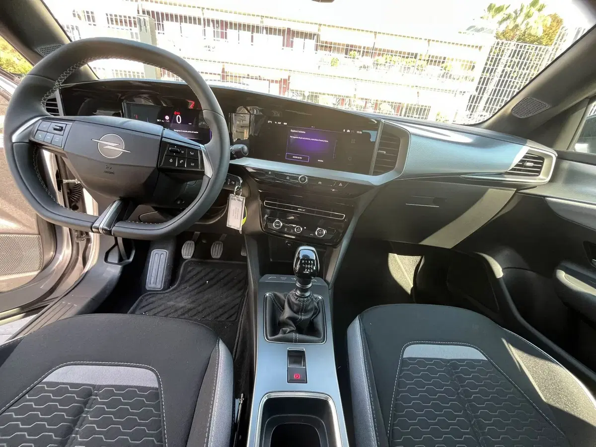 Opel Mokka nuova a Massa-Carrara (6)