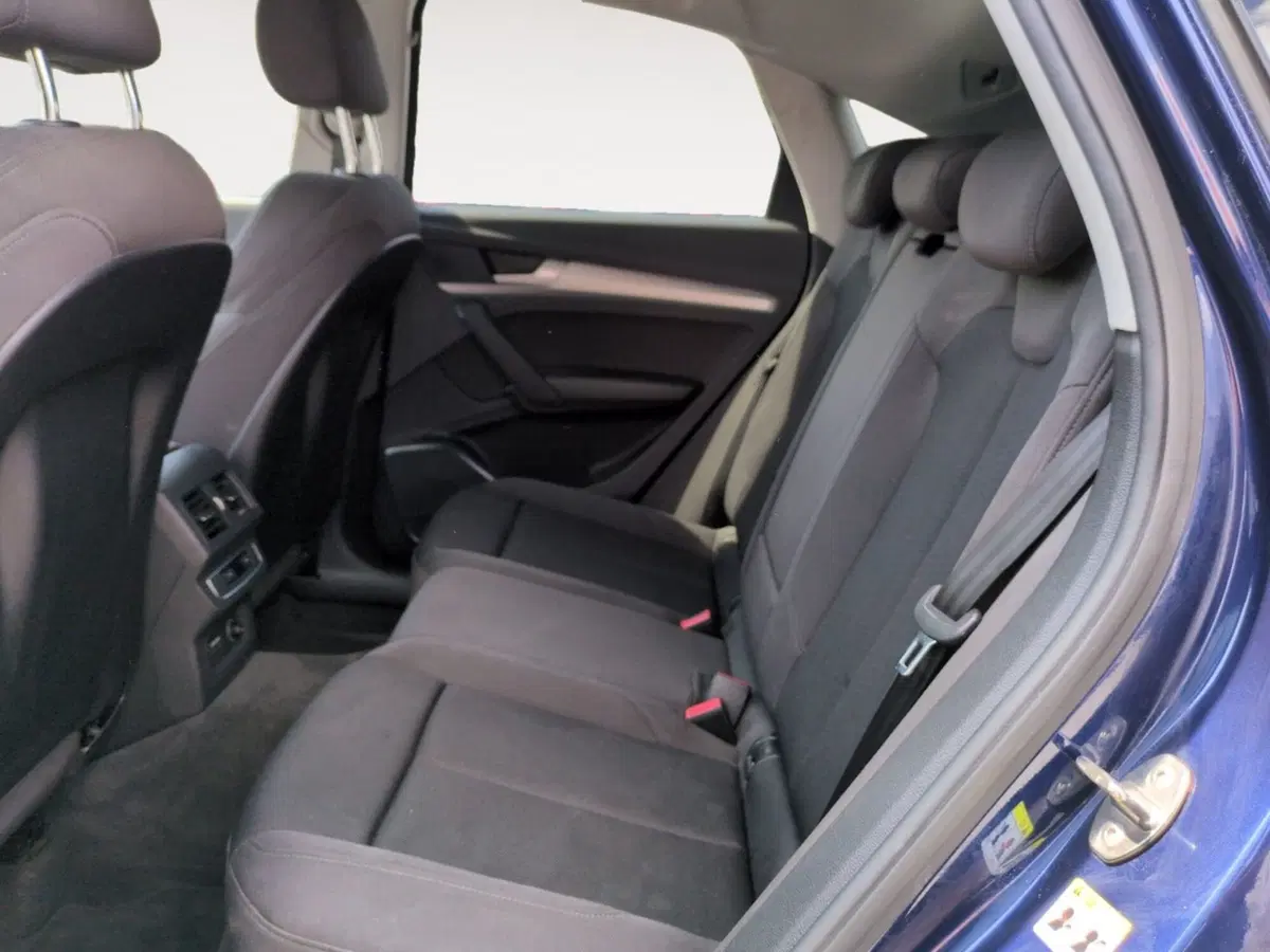 Audi Q4 Sportback usata a Agrigento (12)