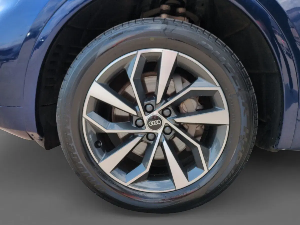 Audi Q4 Sportback usata a Agrigento (13)