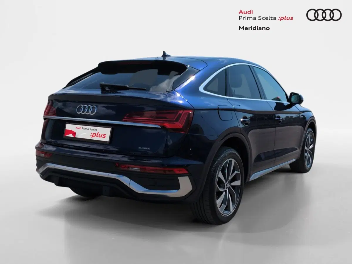 Audi Q4 Sportback usata a Agrigento (7)