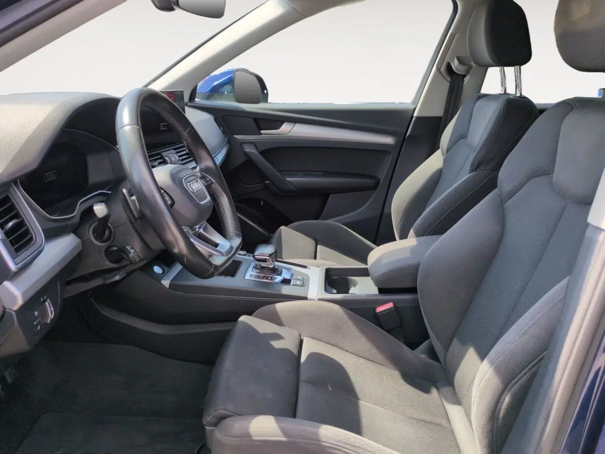 Audi Q4 Sportback usata a Agrigento (8)