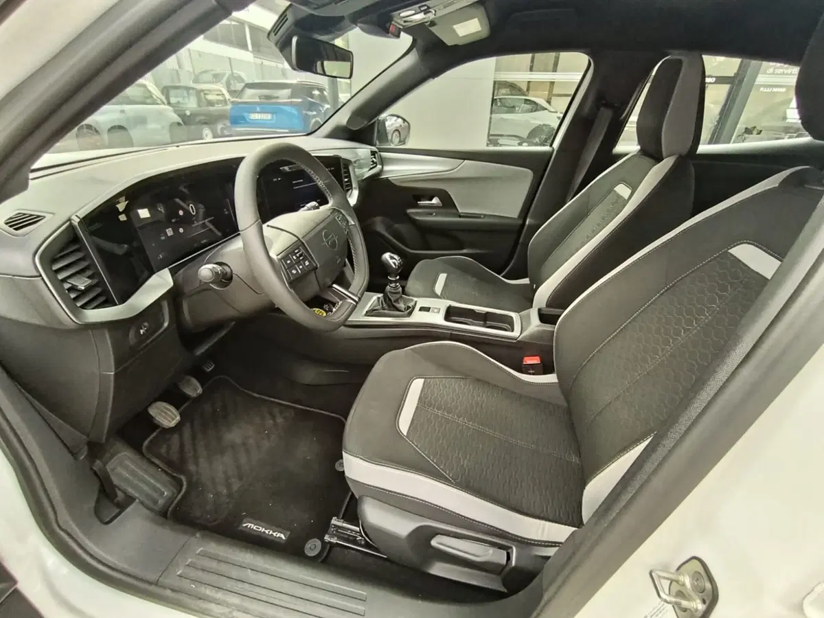 Opel Mokka nuova a Massa-Carrara (20)