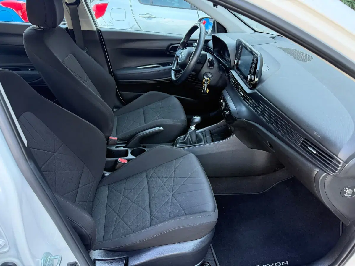 Hyundai Bayon usata a Massa-Carrara (5)