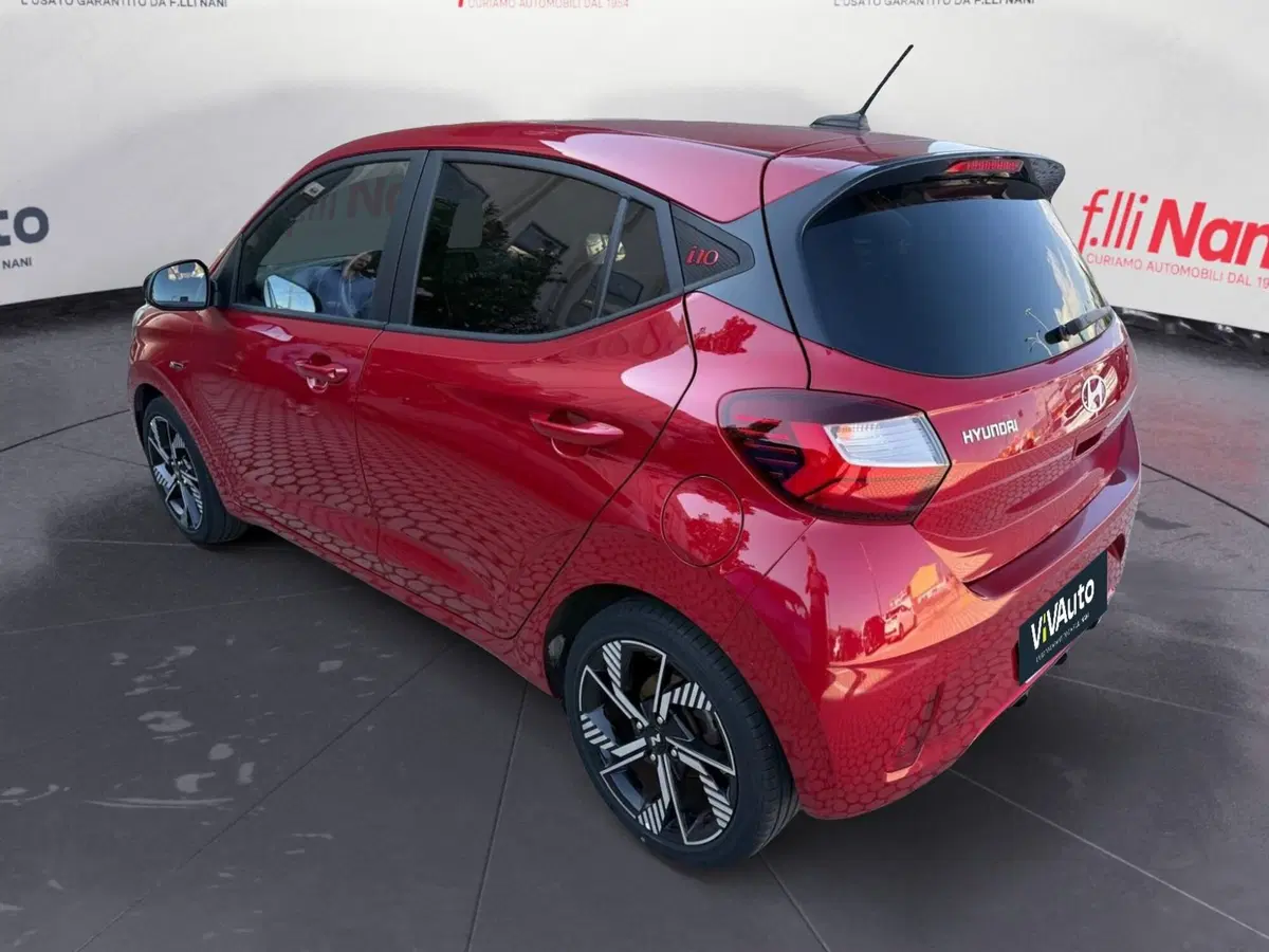 Hyundai i10 usata a Massa-Carrara (18)