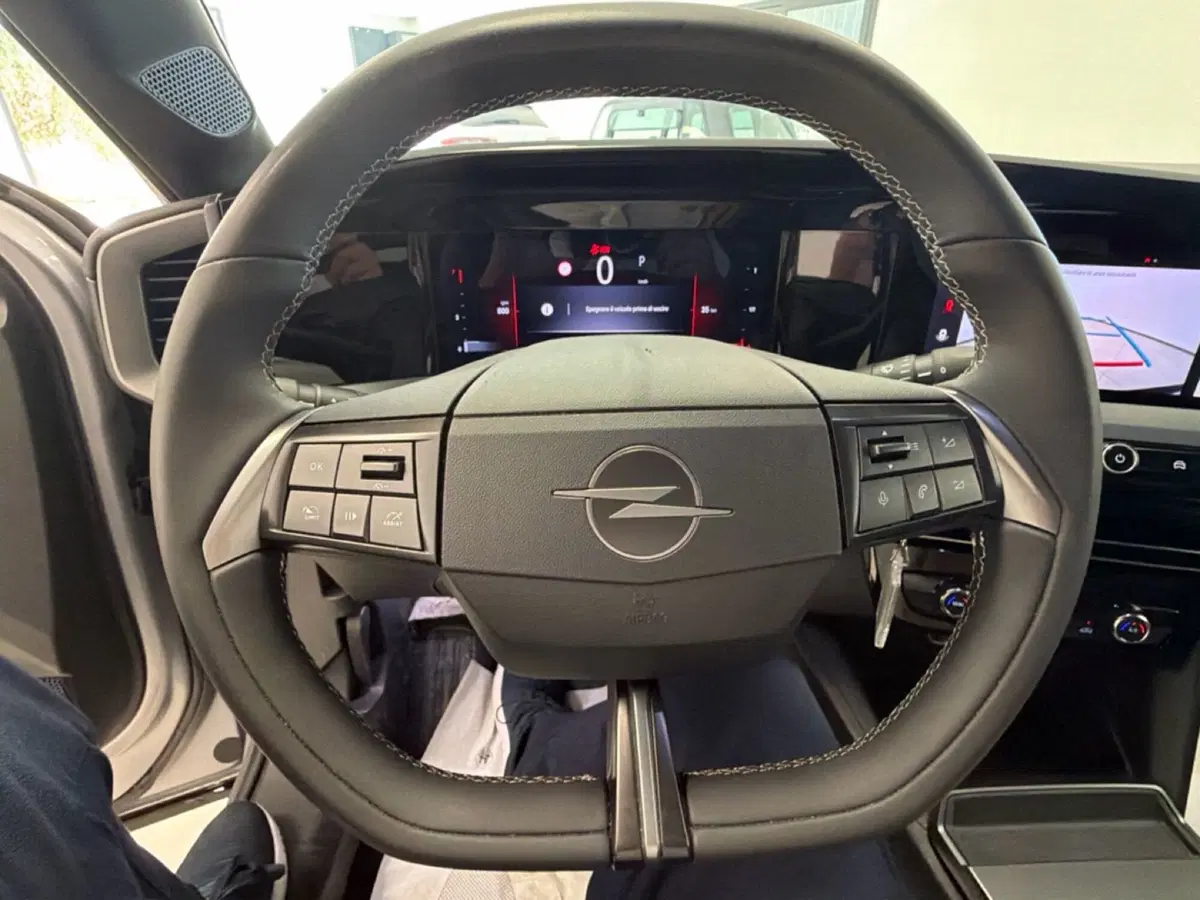 Opel Mokka usata a Palermo (14)