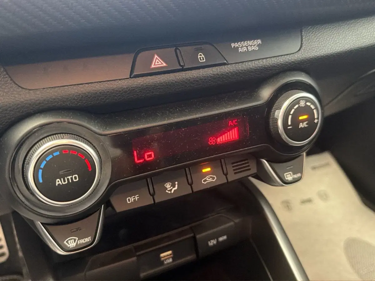 Kia Rio usata a Palermo (13)