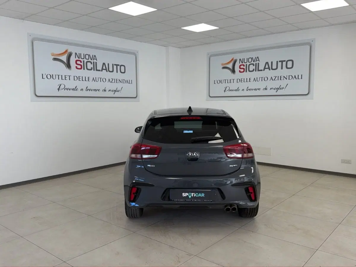 Kia Rio usata a Palermo (17)