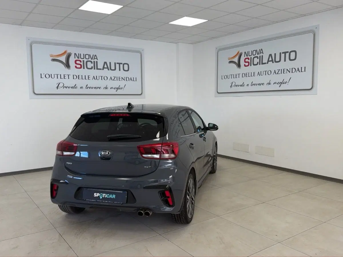 Kia Rio usata a Palermo (18)