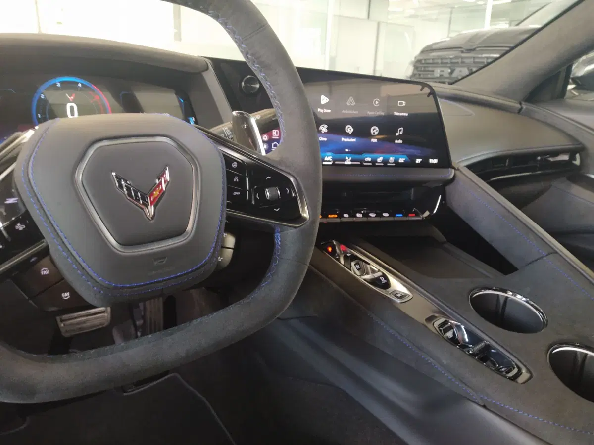 Corvette Corvette C8 Cabrio nuova a Monza e Brianza (12)