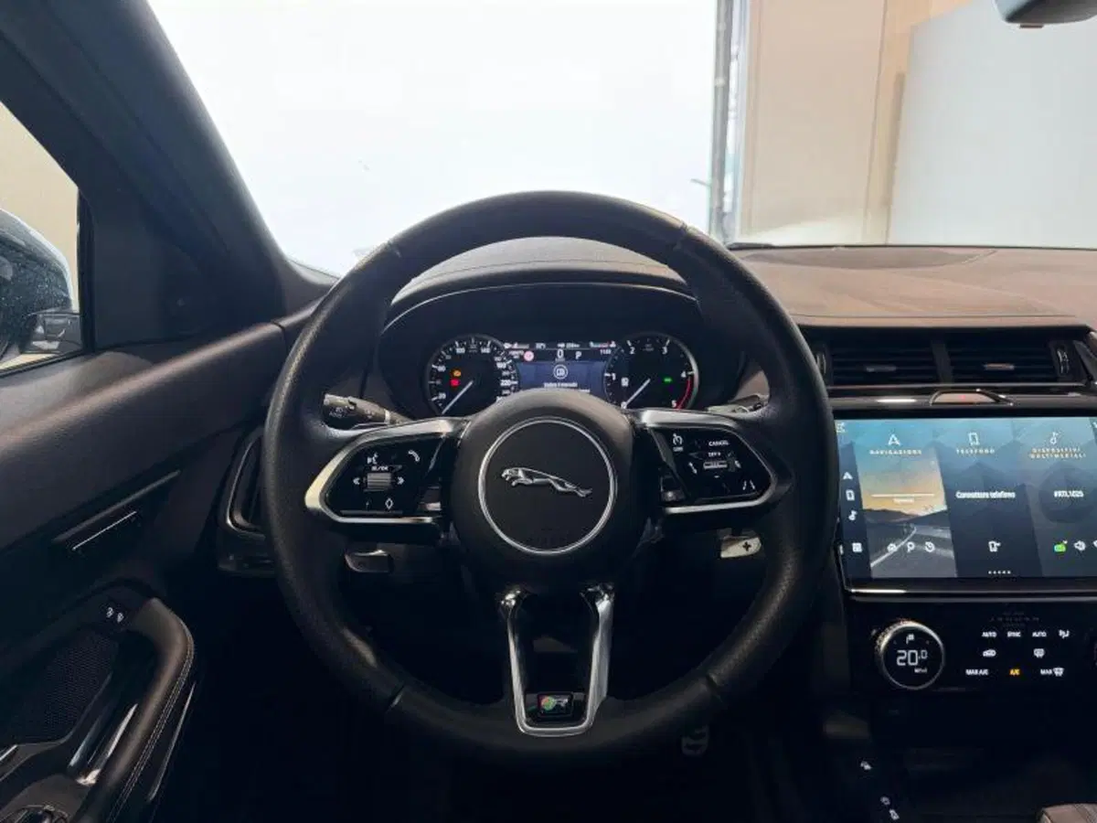 Jaguar E-Pace usata a Venezia (10)