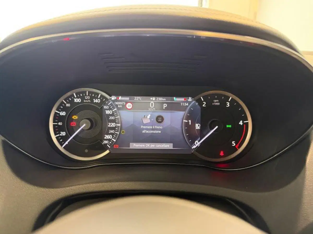 Jaguar E-Pace usata a Venezia (11)
