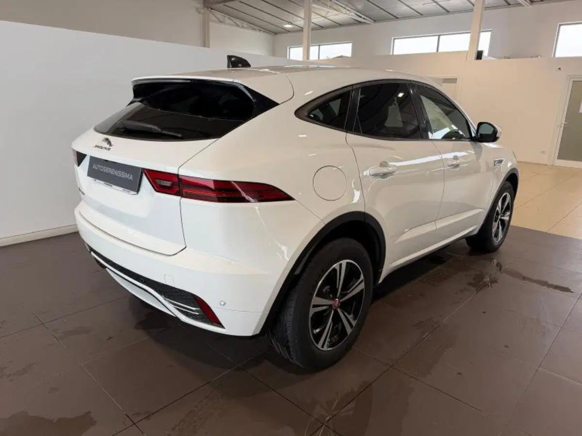 Jaguar E-Pace usata a Venezia (17)