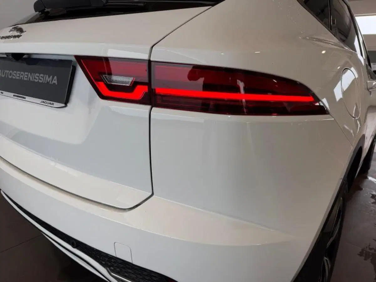 Jaguar E-Pace usata a Venezia (3)