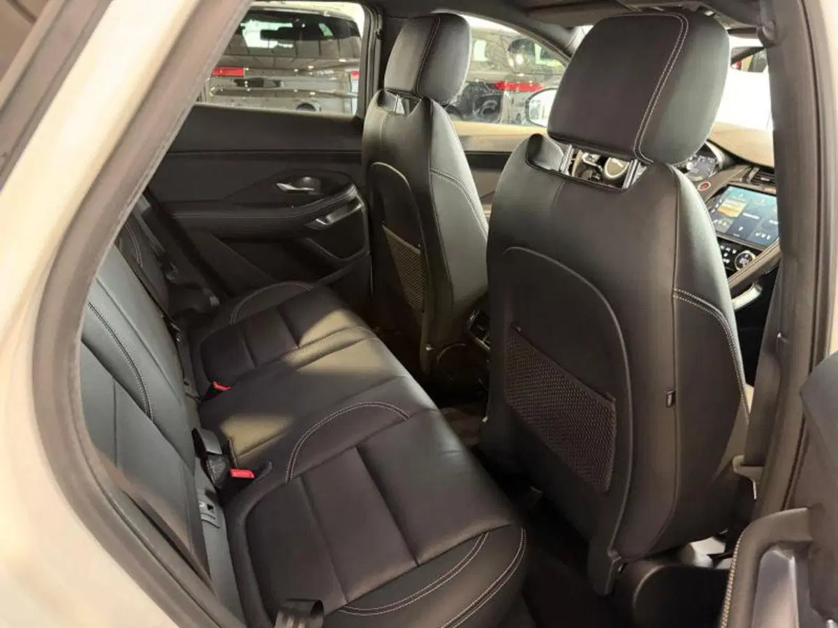 Jaguar E-Pace usata a Venezia (7)