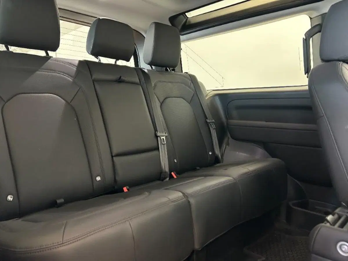 Land Rover Defender usata a Venezia (13)