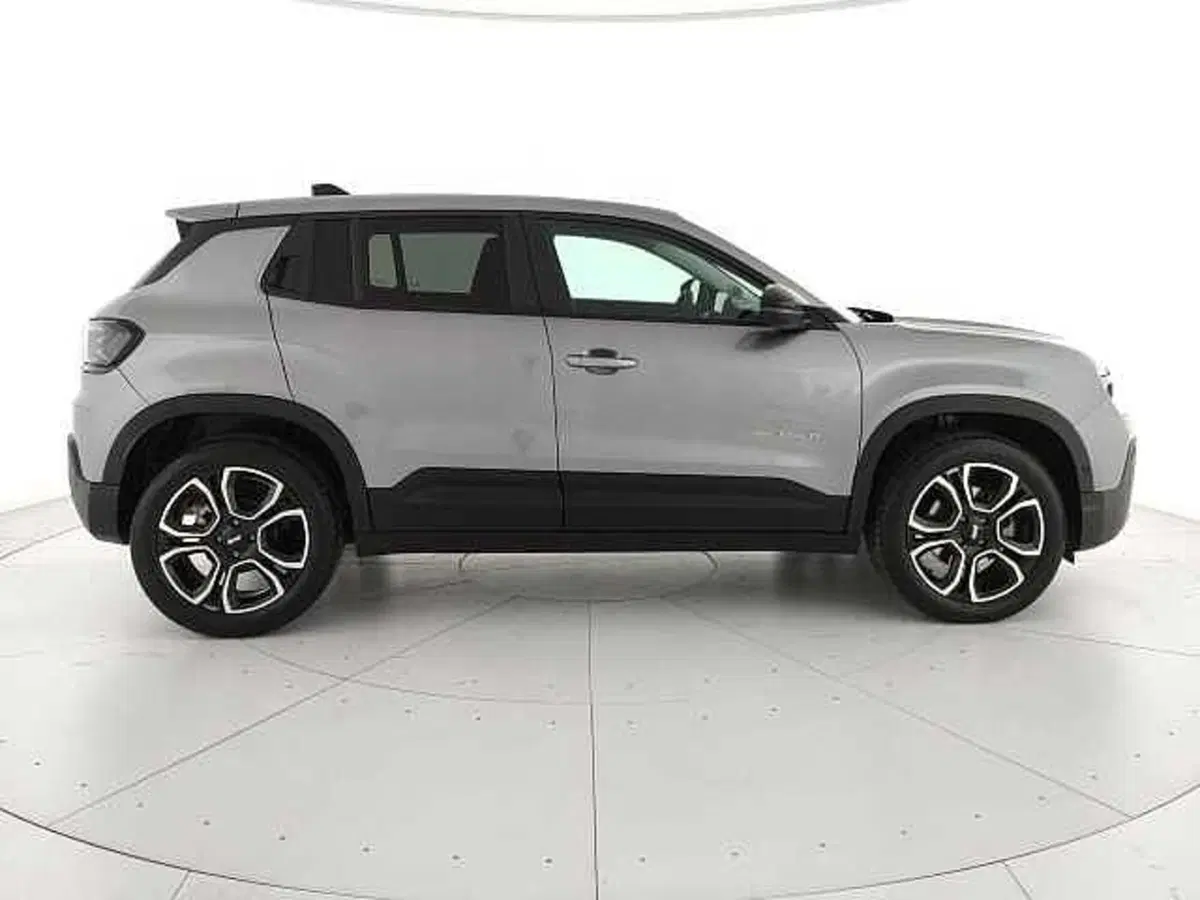 Jeep Avenger usata a Caserta (4)