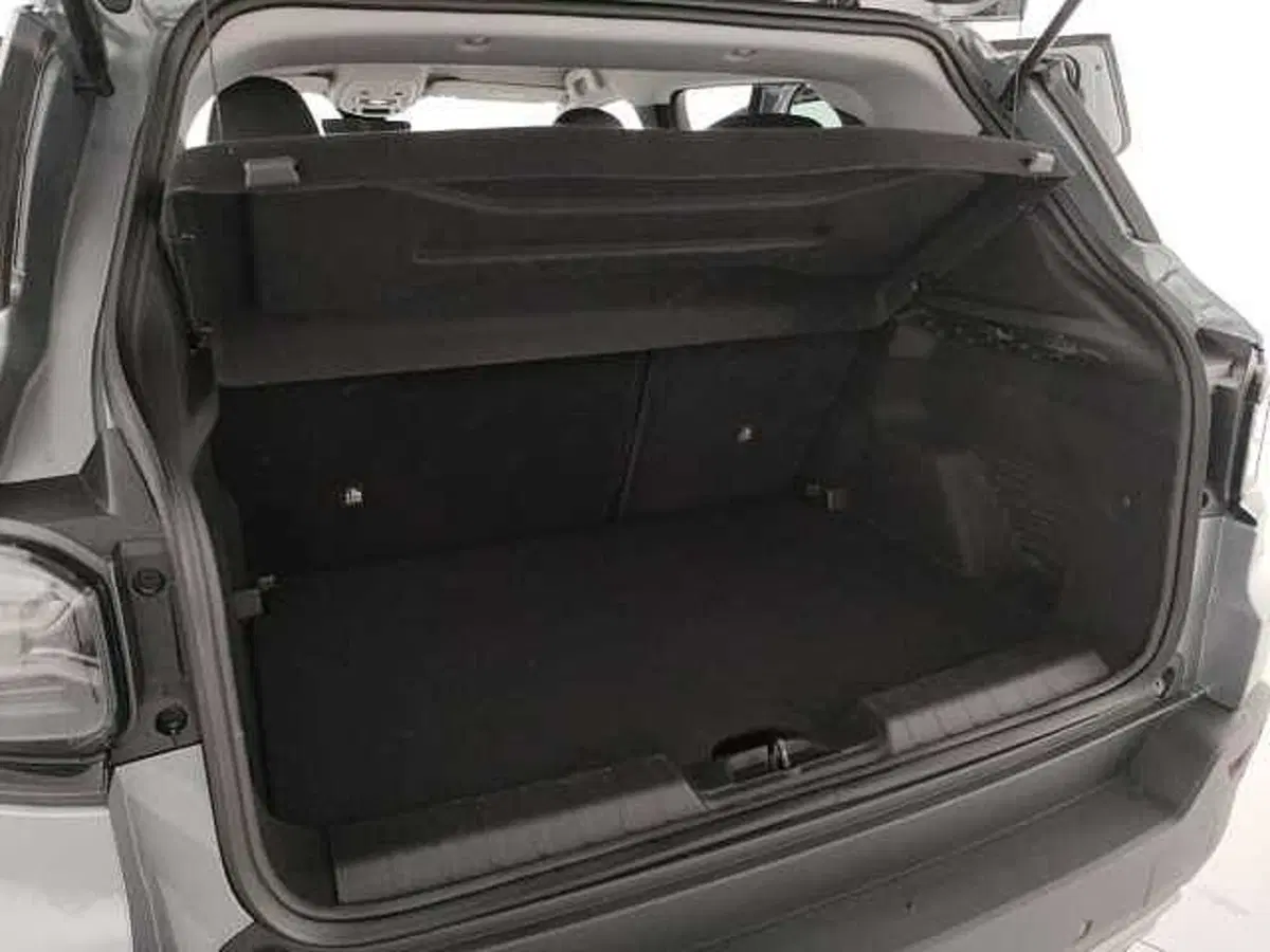 Jeep Avenger usata a Caserta (8)