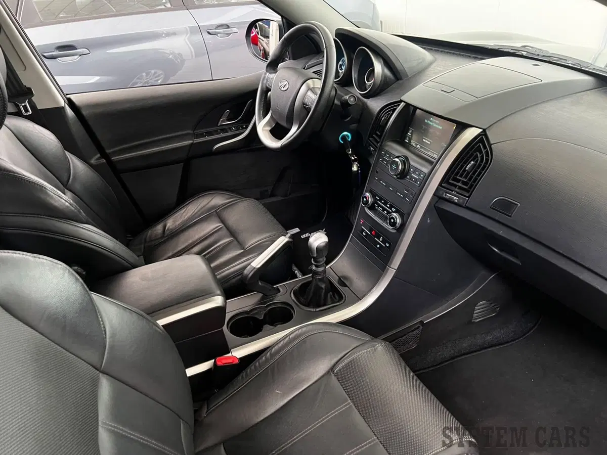 Mahindra XUV500 usata a Monza e Brianza (10)