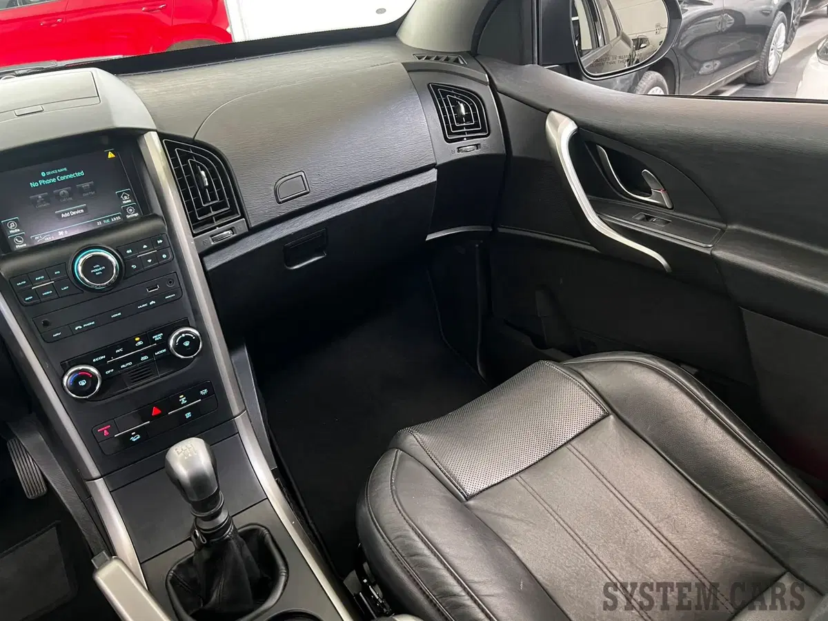 Mahindra XUV500 usata a Monza e Brianza (11)
