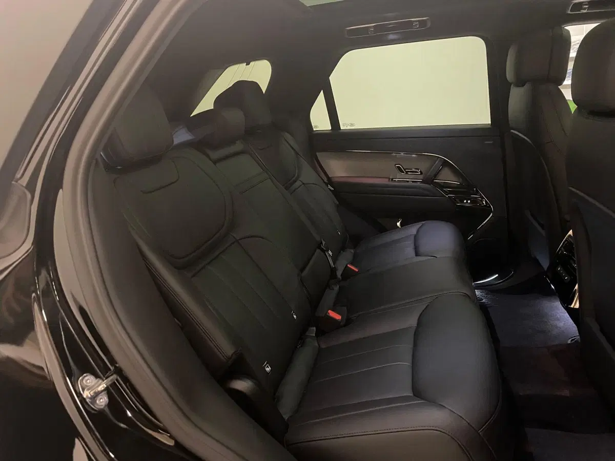 Land Rover Range Rover Sport usata a Novara (5)