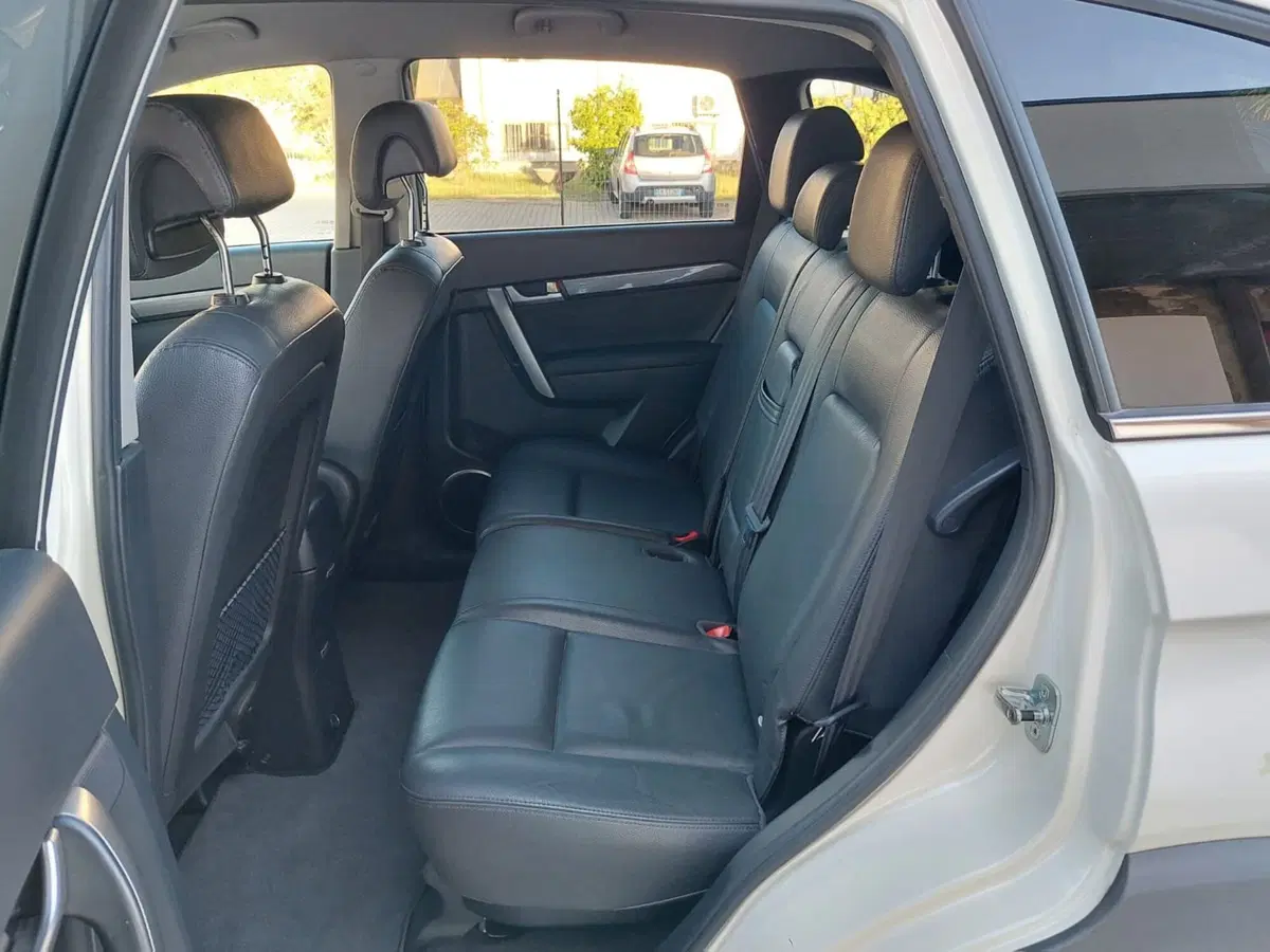 Chevrolet Captiva usata a Pavia (4)