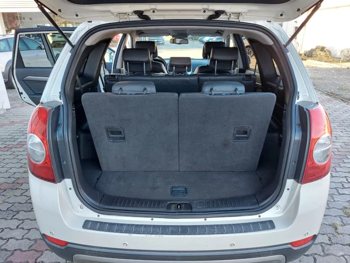 Chevrolet Captiva usata a Pavia (6)