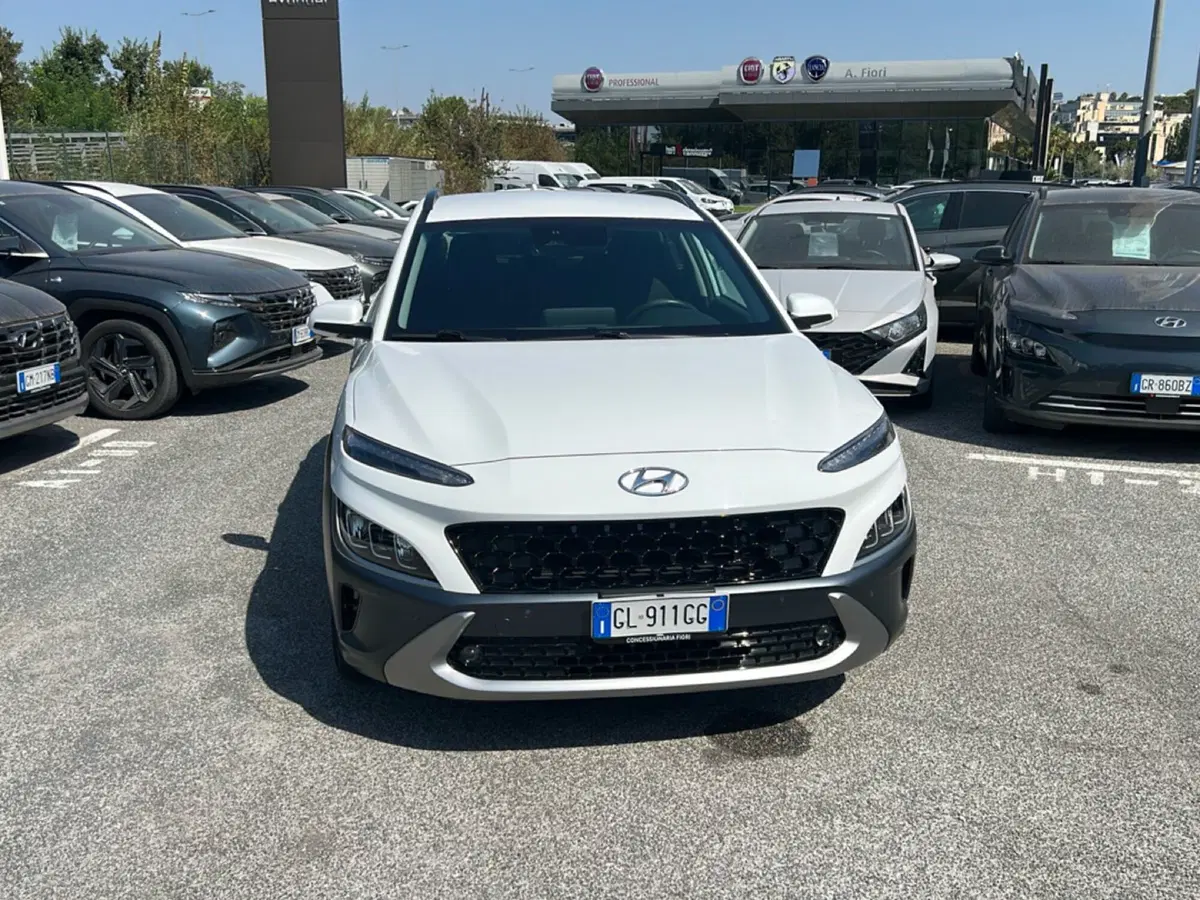 Hyundai Kona usata a Latina (7)