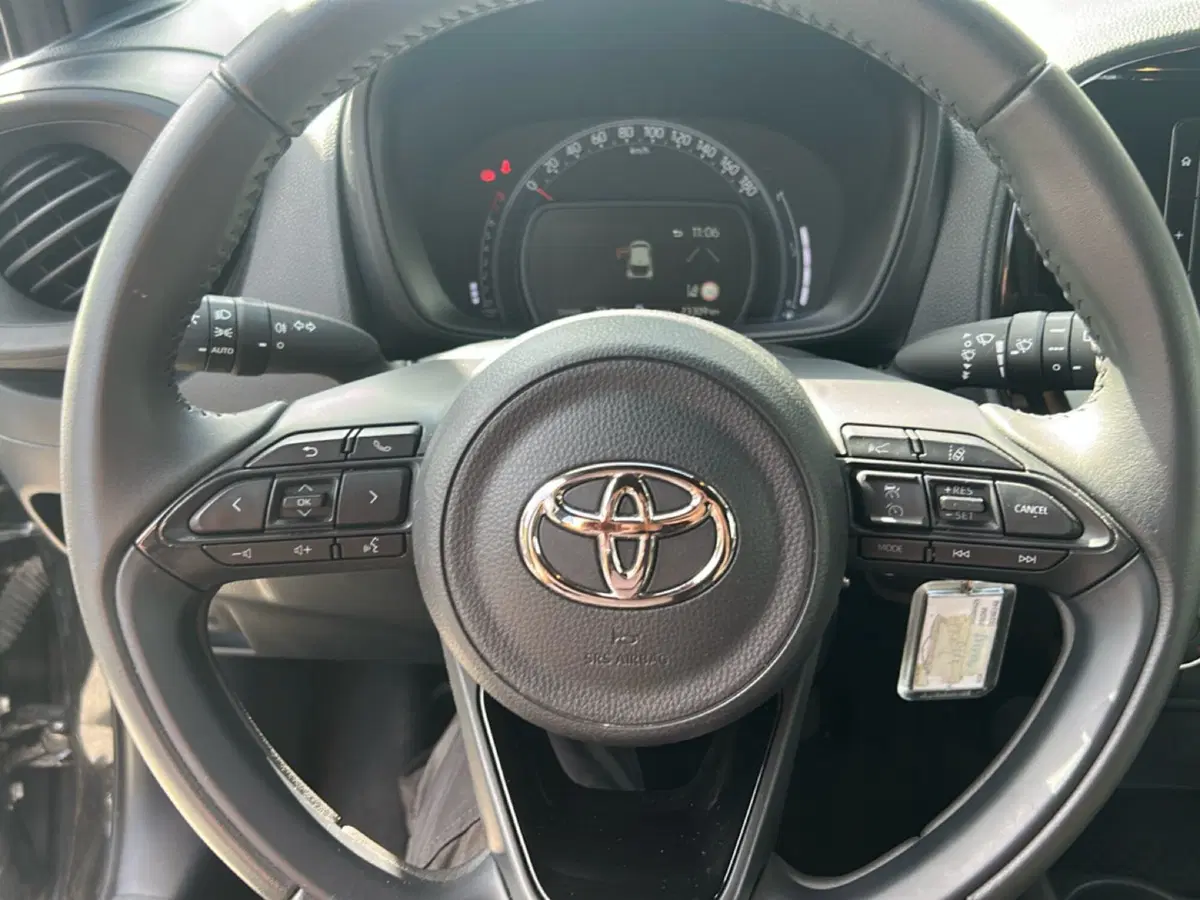 Toyota Aygo X usata a Latina (14)