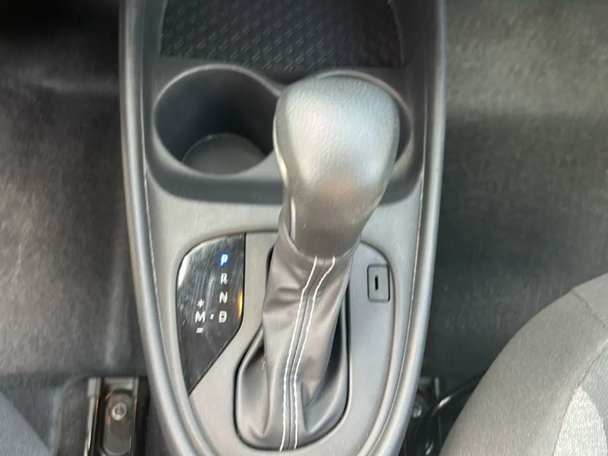 Toyota Aygo X usata a Latina (18)