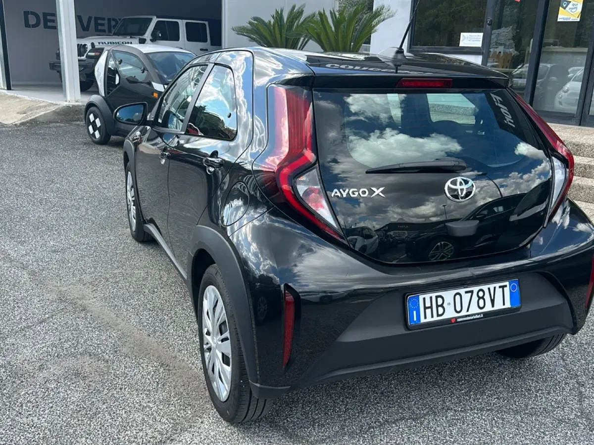 Toyota Aygo X usata a Latina (4)