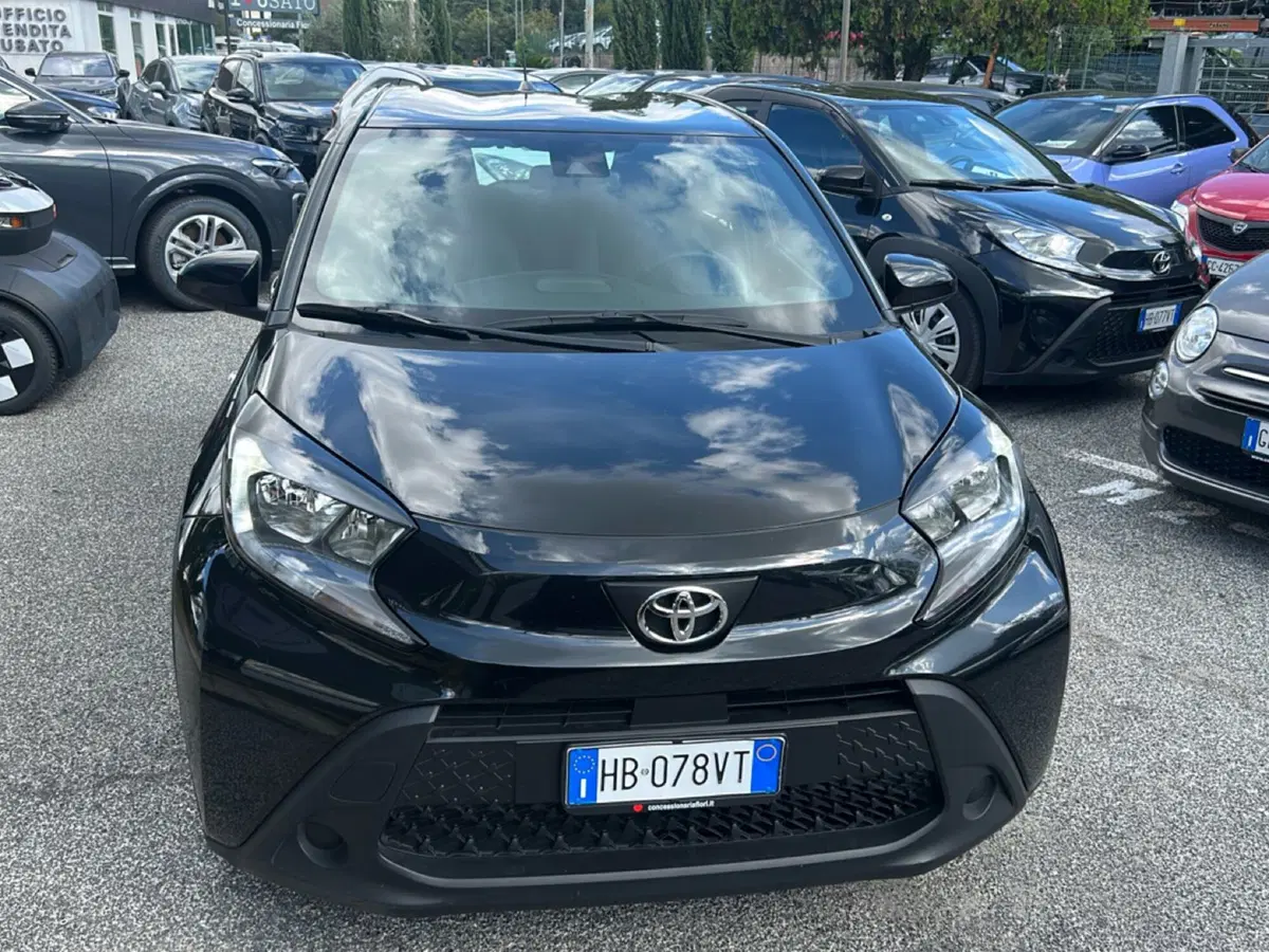 Toyota Aygo X usata a Latina (7)