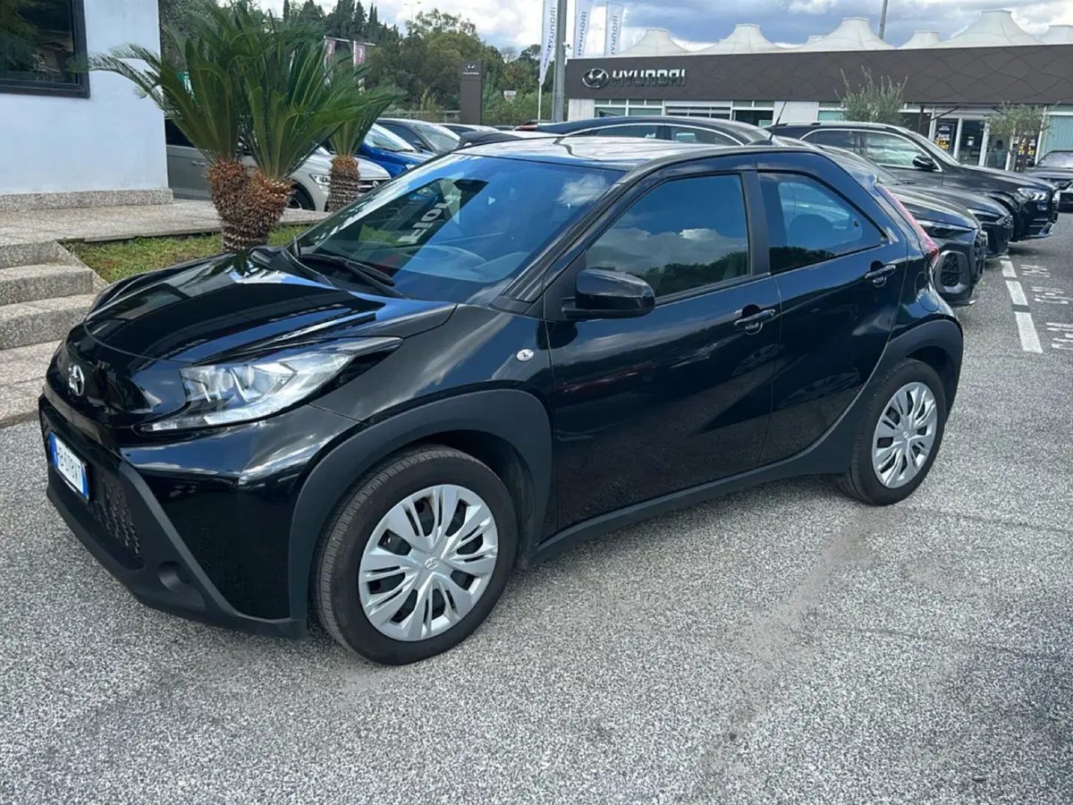 Toyota Aygo X usata a Latina (8)