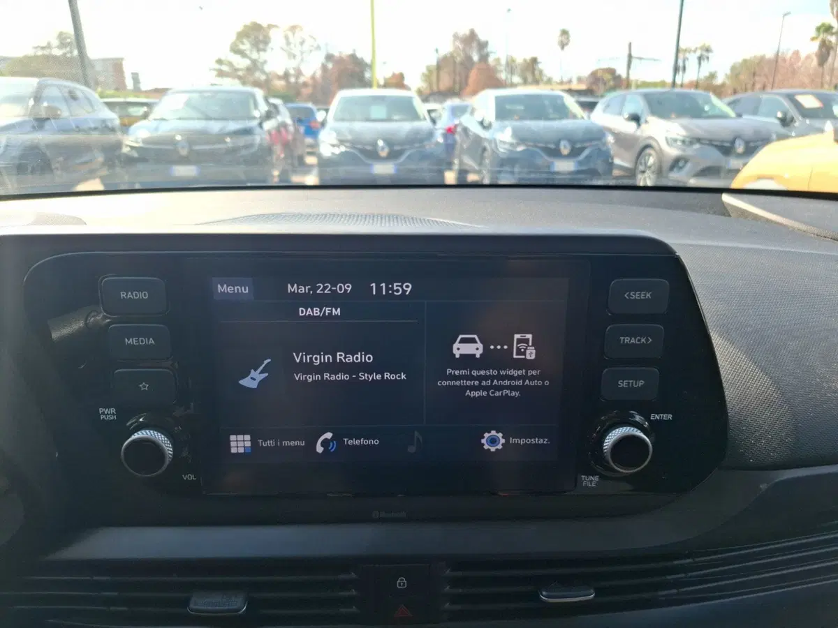 Hyundai Bayon usata a Latina (15)