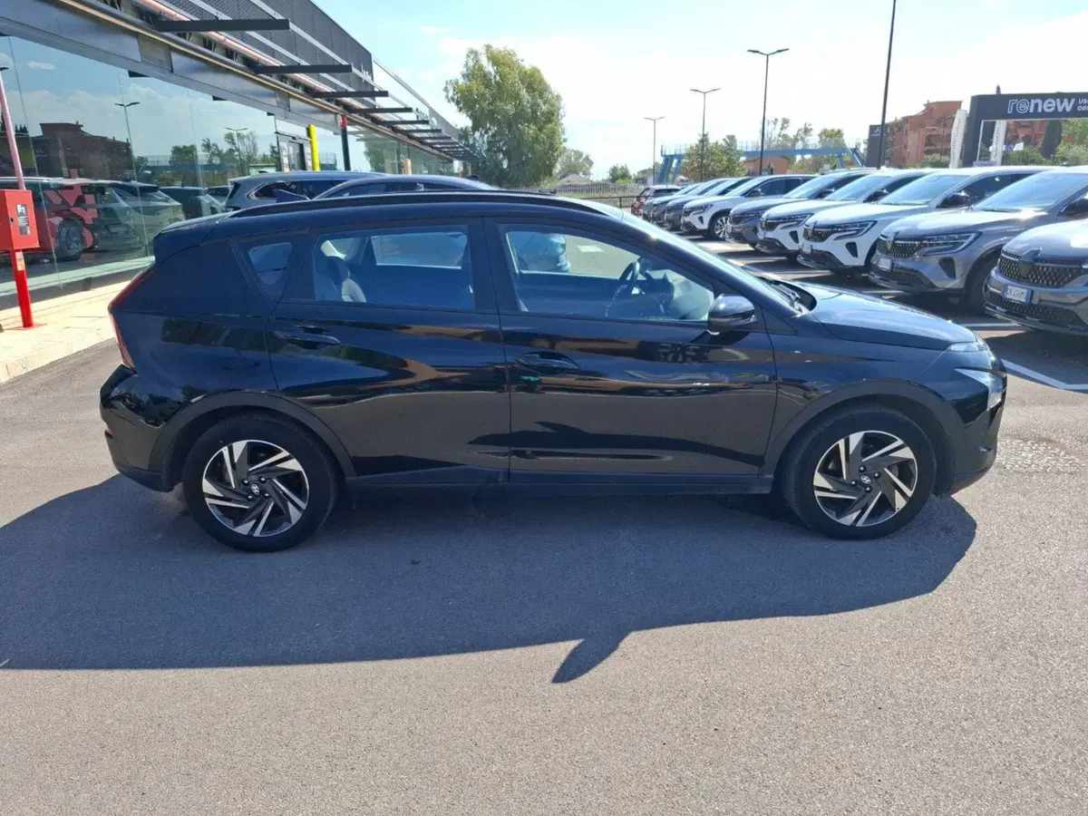 Hyundai Bayon usata a Latina (7)