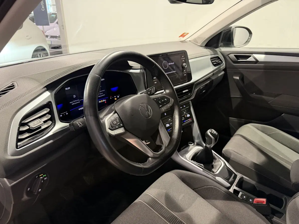 Volkswagen T-Roc usata a Genova (2)