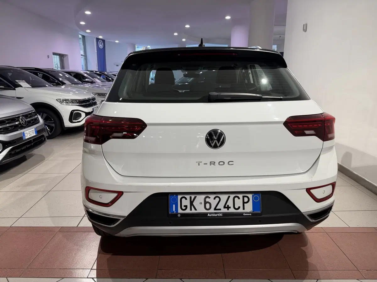 Volkswagen T-Roc usata a Genova (5)
