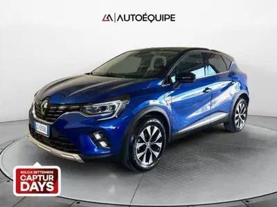 Renault Captur TCe 90 CV Intens del 2023 usata a Roma