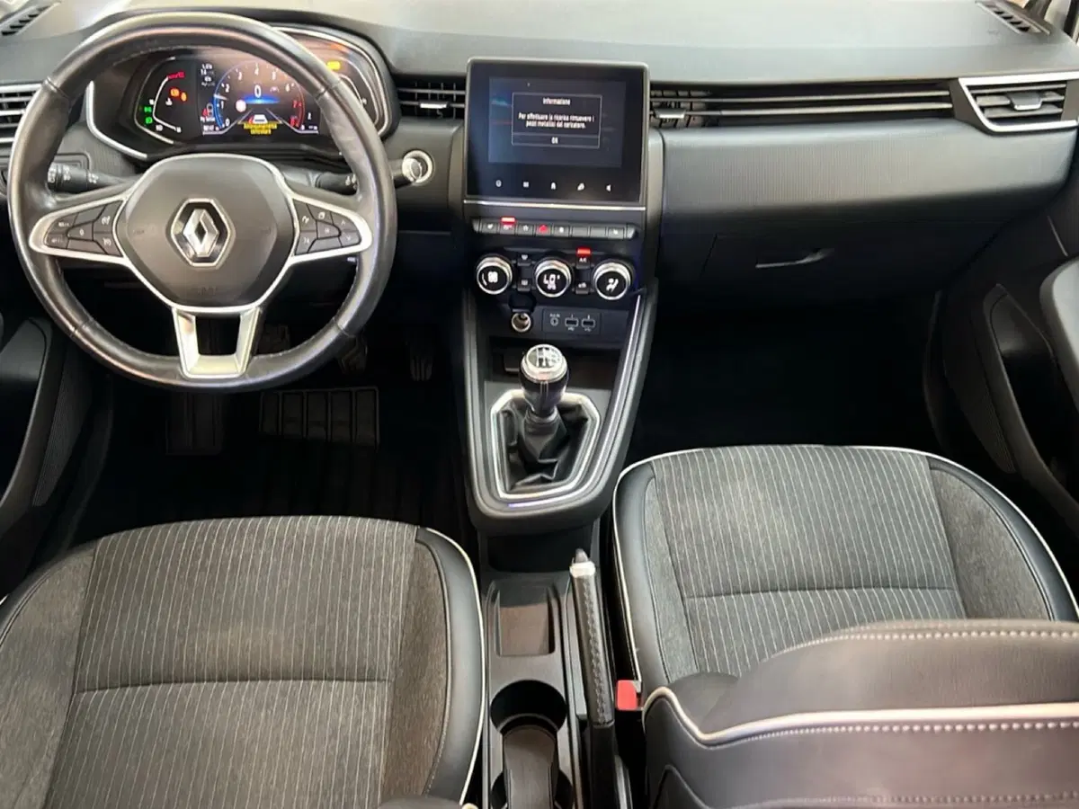 Renault Clio usata a Roma (11)