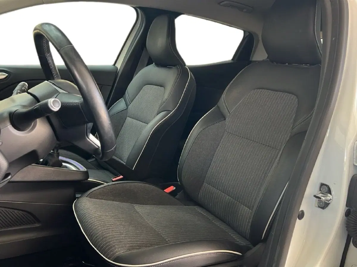 Renault Clio usata a Roma (12)