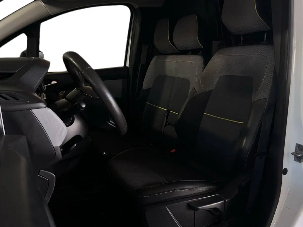 Renault Kangoo usata a Roma (10)