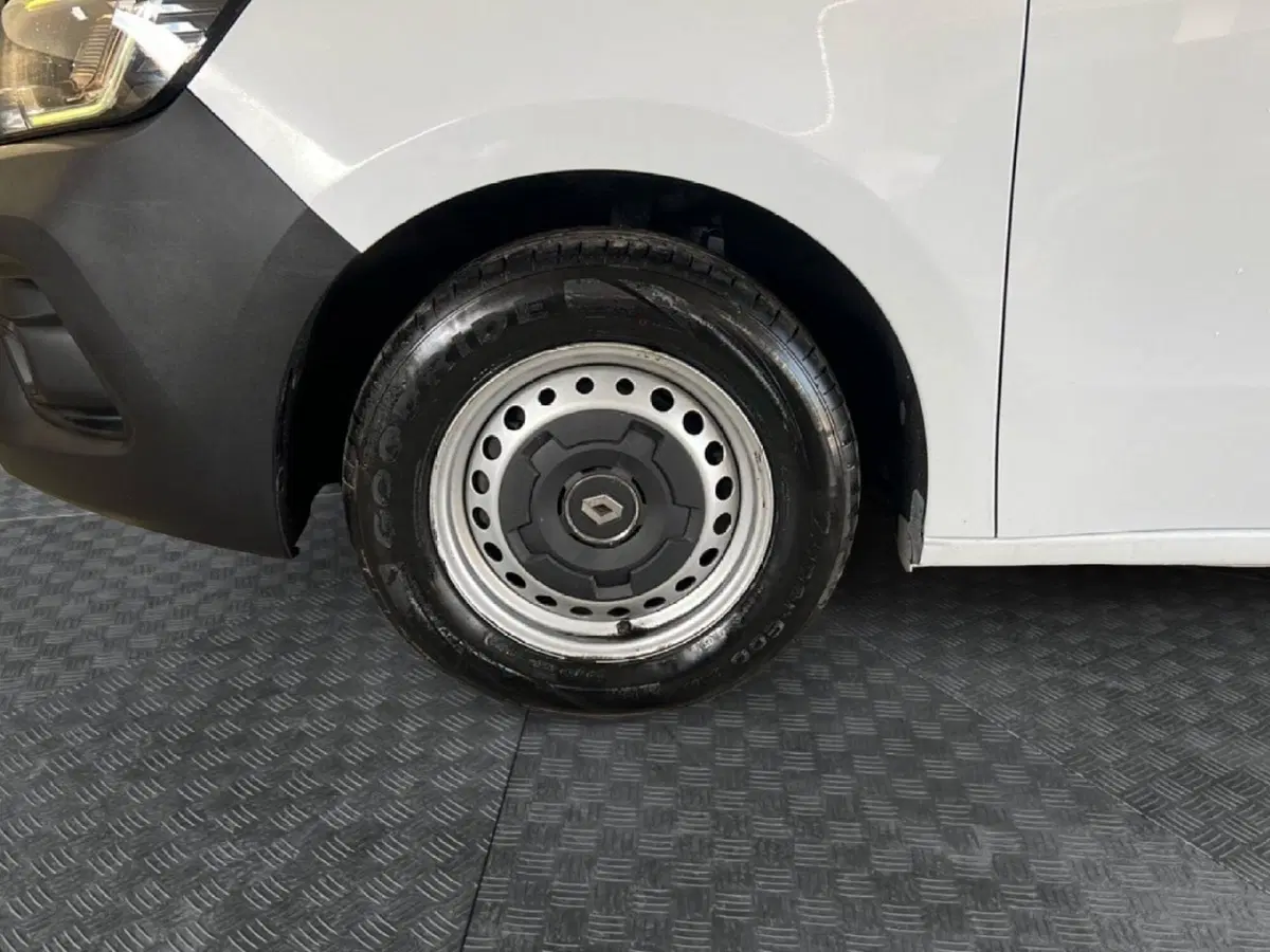 Renault Kangoo usata a Roma (12)