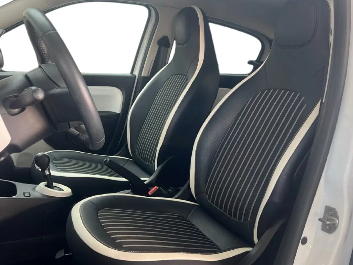 Renault Twingo usata a Roma (12)