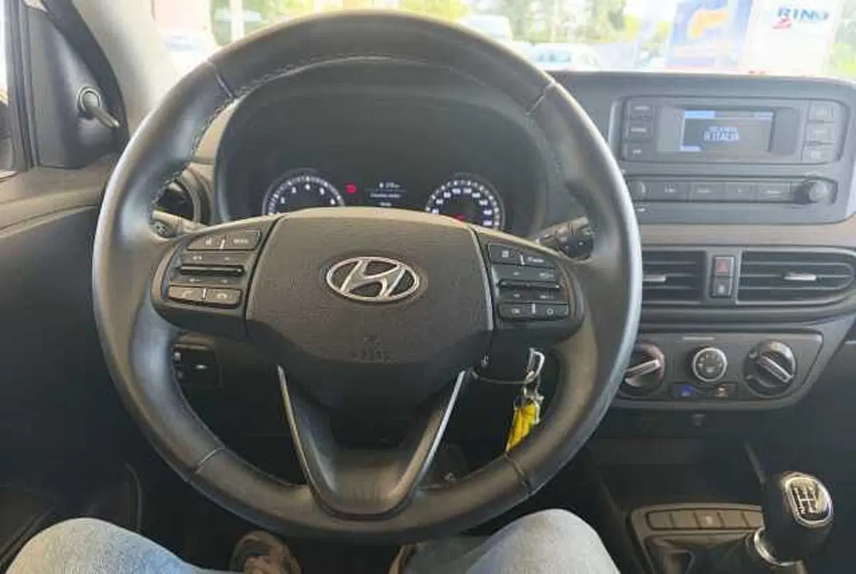 Hyundai i10 usata a Firenze (8)