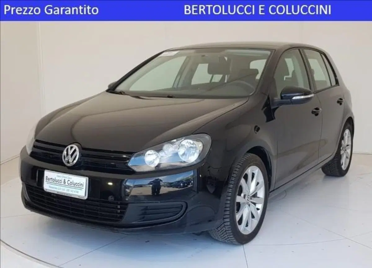 Volkswagen Golf usata a Lucca